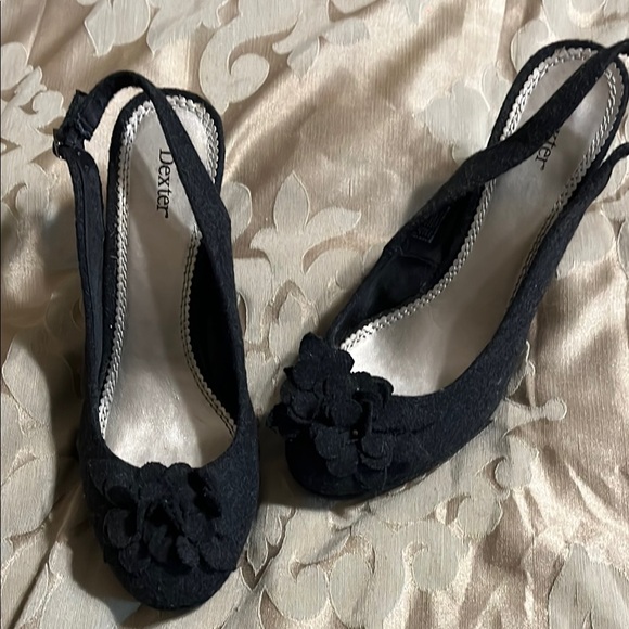 Dexter Women's Black Slingback Shoes - Picture 1 of 5
